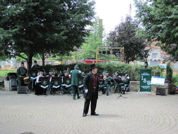 VBF music in neighboring communities